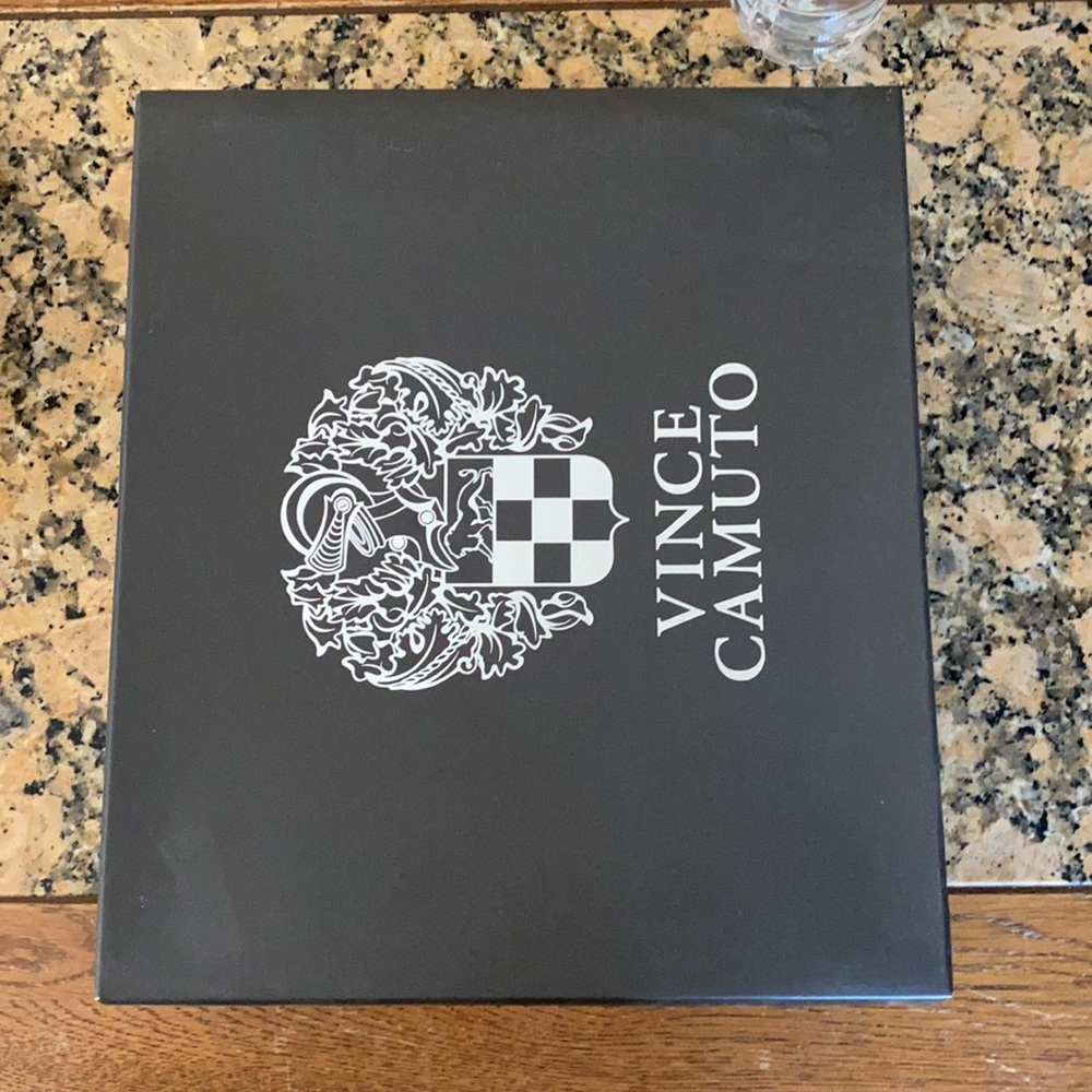 Vince Camuto Stiletto Heels - Picture 12 of 12